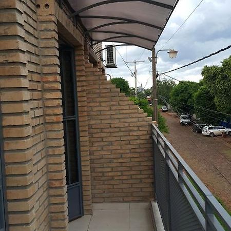 Ciudad Del Este - Apartamento Completo Con Todos Los Servicios Apartman Kültér fotó
